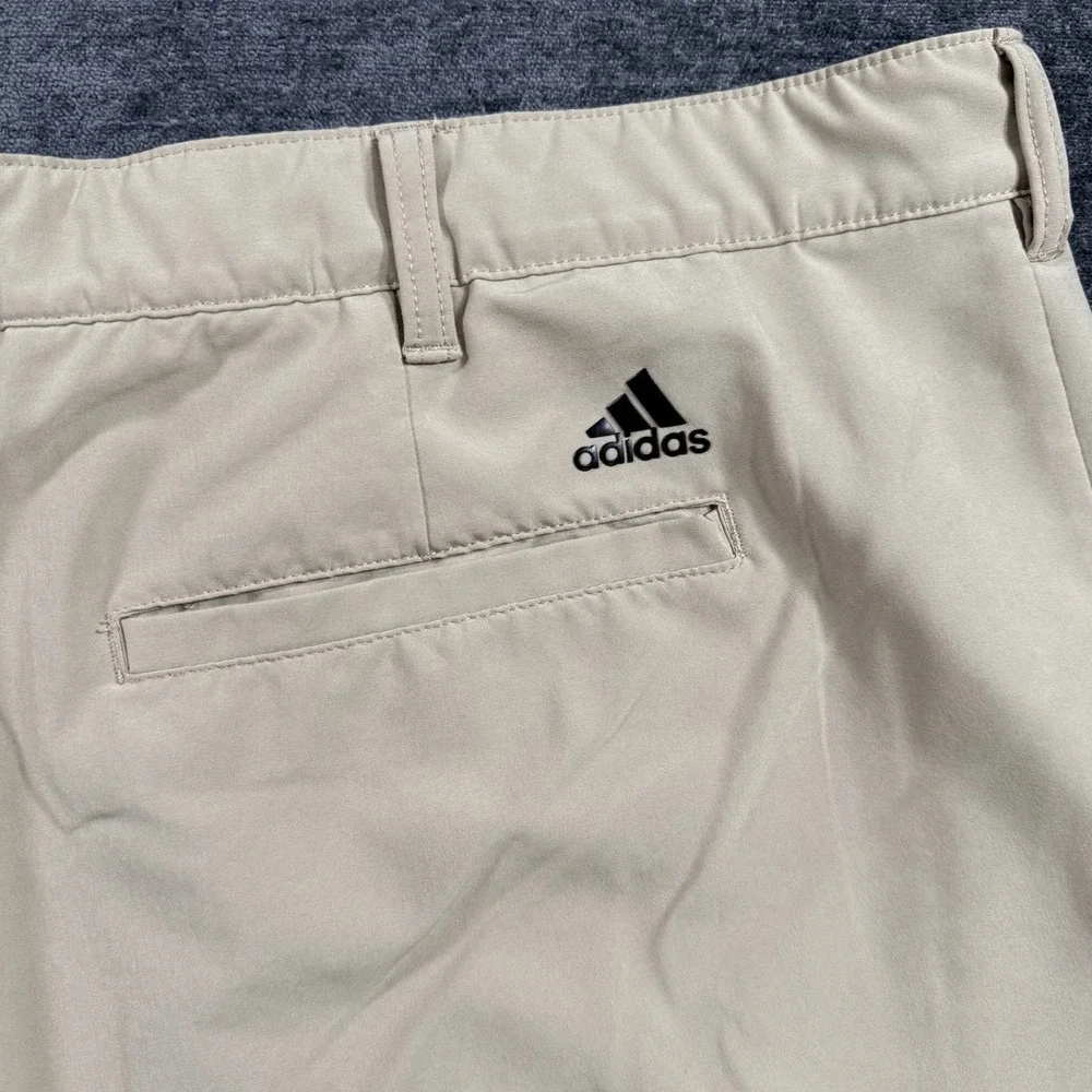 Adidas Men's Size 48 Beige Adi Golf Shorts Stretch Performance‎ Khaki Chino